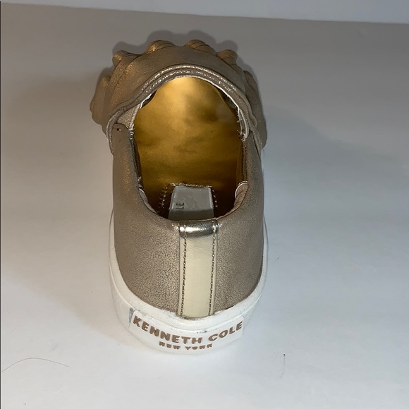 Kenneth Cole Kids Shoes - Assorted Sizes - Picture 5 of 6